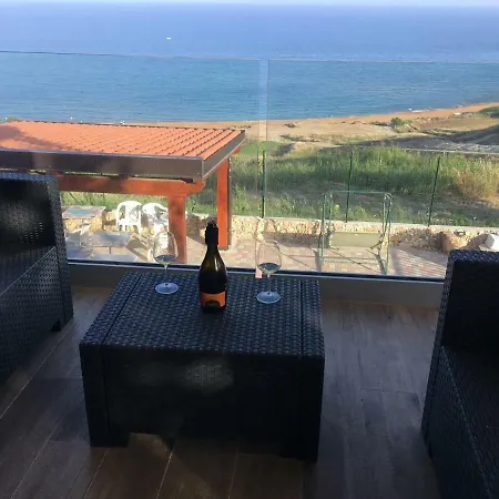 Re Mare לינה וארוחת בוקר קרוטונה