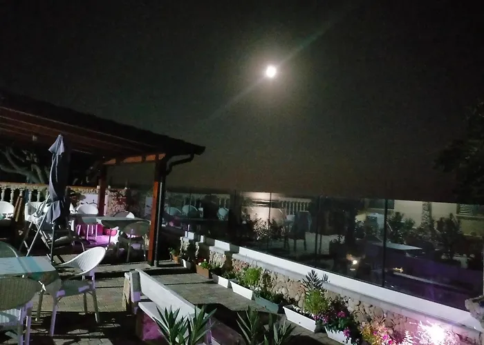 Alojamento de Acomodação e Pequeno-almoço Re Mare Crotone